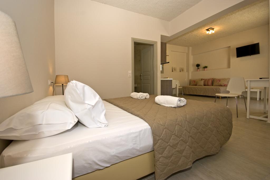 Alafouzos Studios & Apartments Kamári 客房 照片